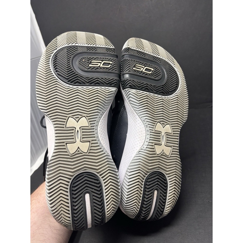 Under Armour UA SC 3ZER0 IV Basketball Sneakers Shoes Black / White Men's 11 - Picture 7 of 10